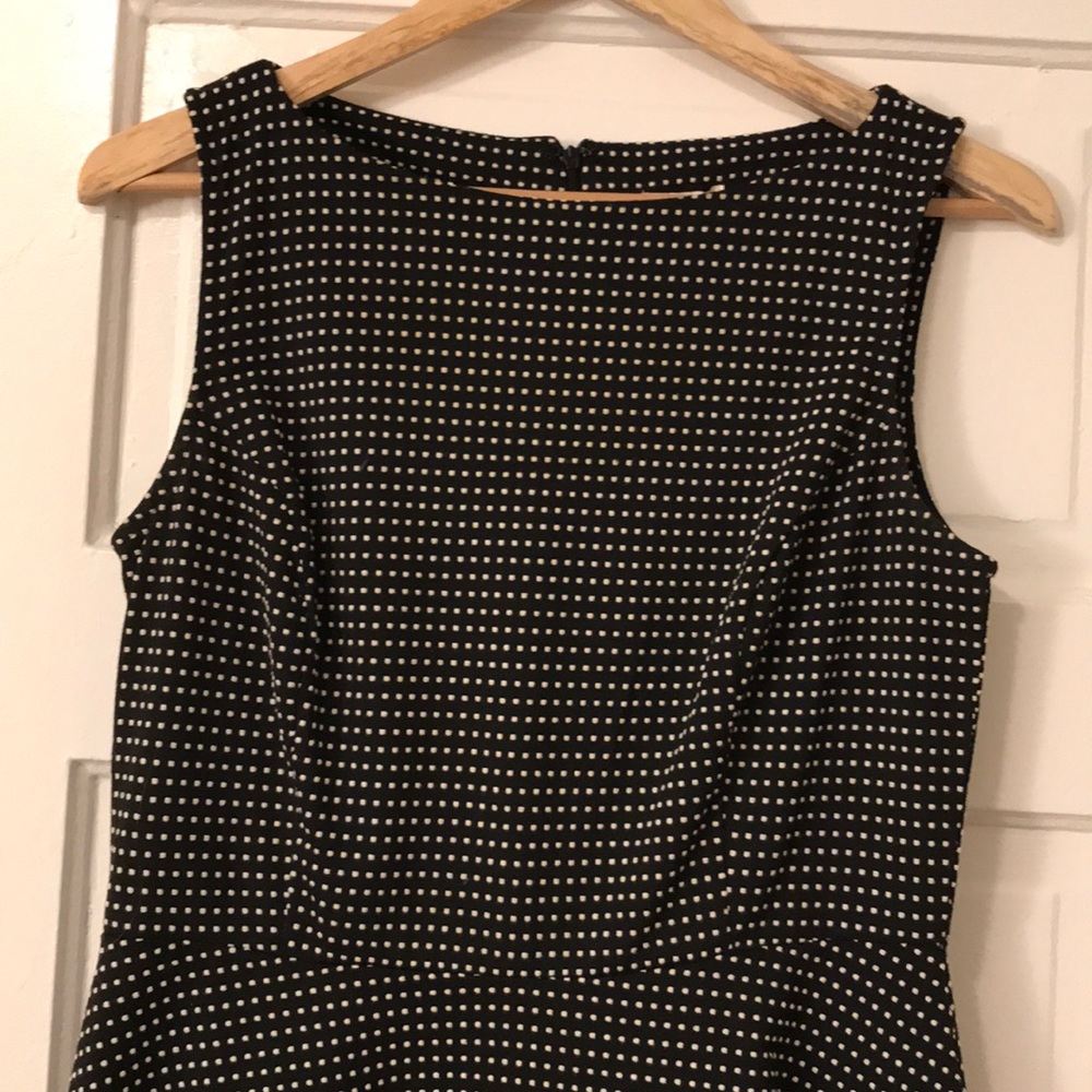 ✨SALE✨Geometric Dot Fit and Flare Dress